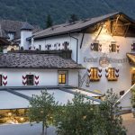 Natale tra la Val Venosta e Merano, la proposta di uno degli alberghi più affascinanti e antichi dell’Alto Adige