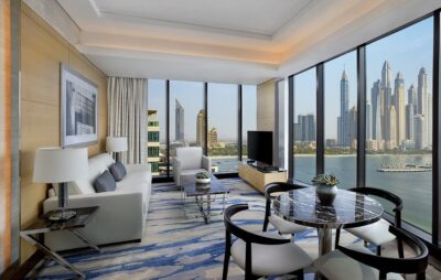 Marriott Resort Palm Jumierah, Dubai - Suite Living Room