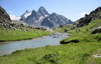 Dal Passo Alto verso il Rifugio Deffeyes_scorcio sul ghiacciaio del Rutor_La Thuile_Valle dAosta