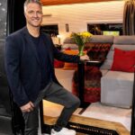 CELEBRITIES IN CAMPER