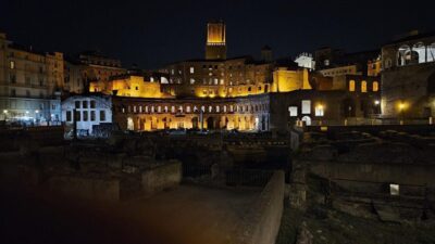 Roma by night