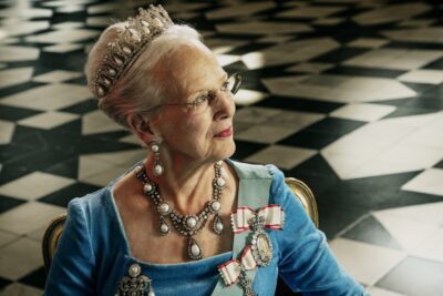 Gallabillede af Dronningen i profil. Fotokredit Per Morten Abrahamsen, Kongehuset ©